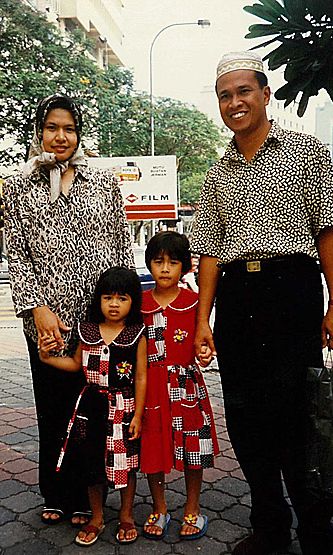 Indonesialainen perhe