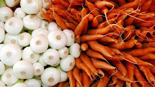 Porkkana on hyvä A-vitamiinin lähde. Kuva: Lehtikuva