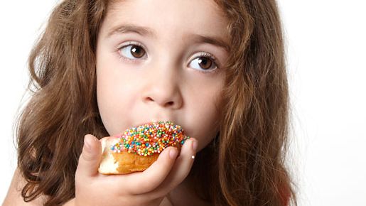 Lapset syövät nykyään makeaa huomattavasti enemmän kuin ennen. 