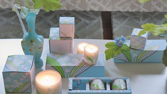 Designers Guildin Lily-kynttilät tuoksuvat miedosti liljallei. Kuva: Designers Guild