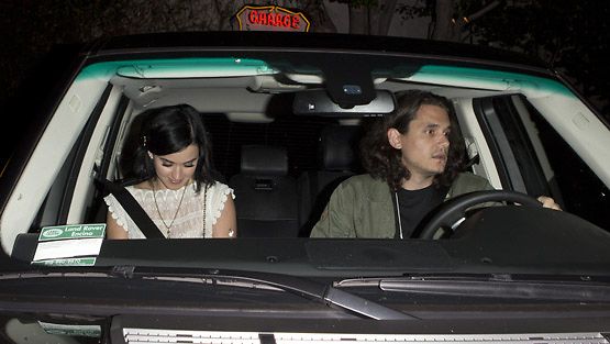 Onko tässä poptähden uusi poikaystävä? Katy Perry ja John Mayer ikuistettiin yhdessä elokuun 2. päivä 2012.