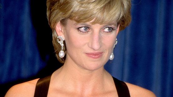 Päiväämätön kuva prinsessa Dianasta.