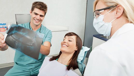 Kun luottamus hammaslääkäriin syntyy, on vastaanotolle helpompi mennä useammin.