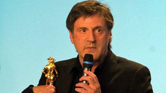 Daniel Auteuil pokkaa Italian arvostetuimman elokuvapalkinnon vuonna 2003.