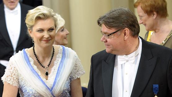 Perussuomalaisten presidenttiehdokas Timo Soini ja vaimo Tiina 