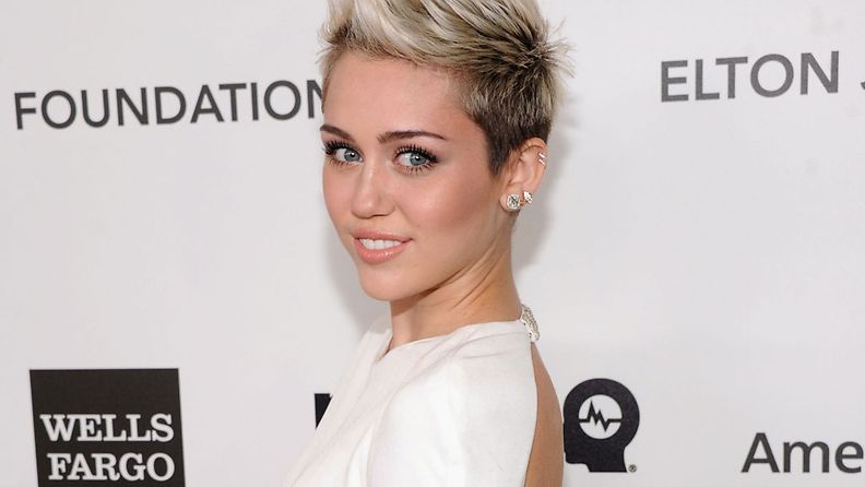 Miley Cyrus helmikuussa 2013.