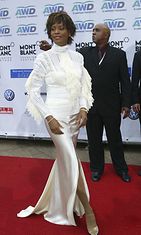 Whitney Houston, 2004, Women's World Award