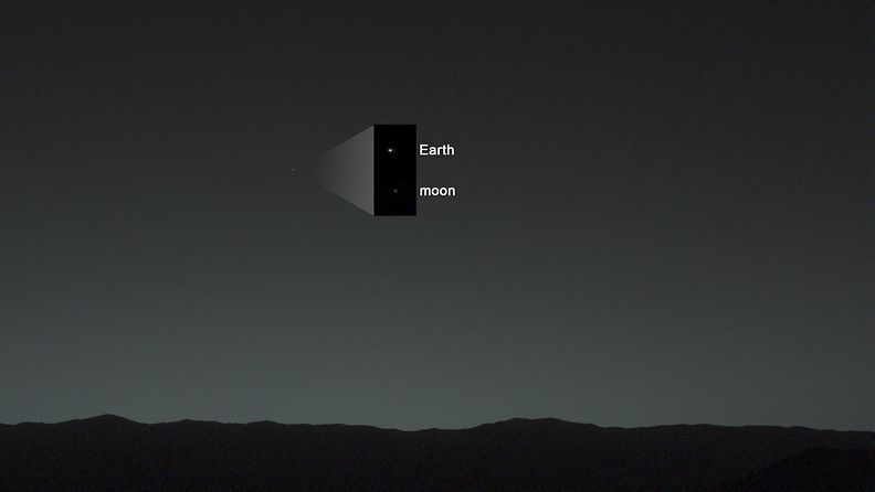 Maapallo ja Kuu Marsista käsin kuvattuna Curiosityn kameralla 
