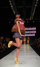 Jakarta Fashion Week 2014: Lenni Agustin
