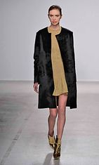 Amaya Arzuaga Womenswear, Fall Winter 2014, Paris Fashion Week