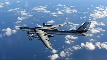 Venäjä sotilaskone Britannia Nato ilmatilanloukkaus Air Force Tupolev Tu-95MS