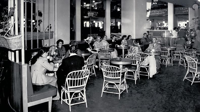 Stockmannin kahvila 1950-luvulla