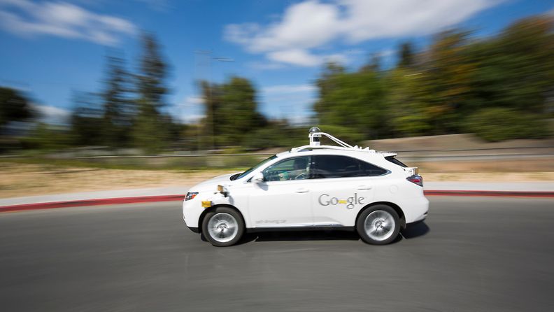 Googlen robottiauto Lexus