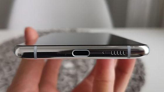Samsung Galaxy S10 Lite USB ja kaiutin
