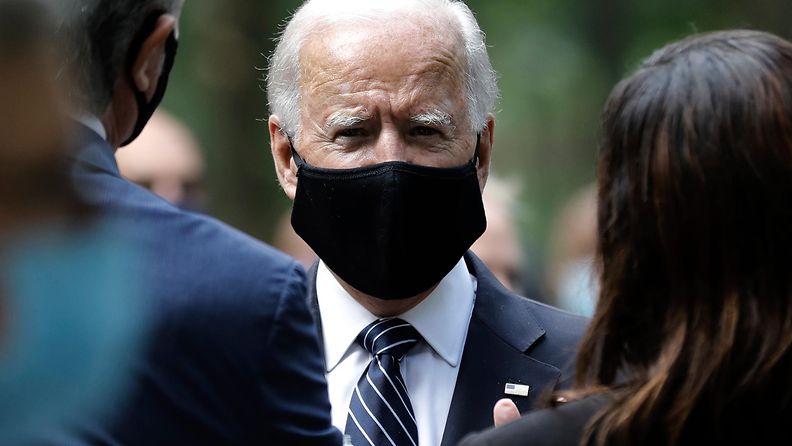 Joe Biden maski EPA