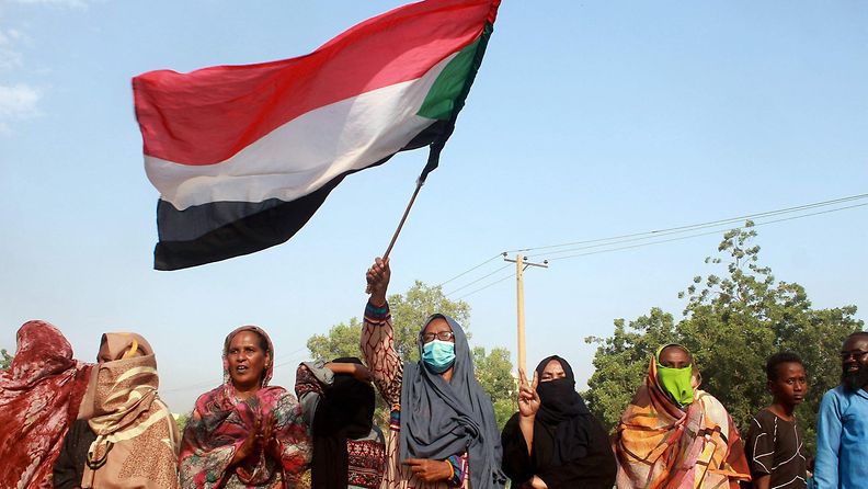 LK: Sudan vallankaappaus, mielenosoitus
