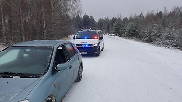 poliisikuvia-talvi-024