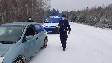 poliisikuvia-talvi-028
