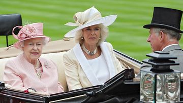 Kuningatar Elisabet, herttuatar Camilla, prinssi Charles