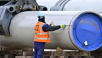 LK 23.2.2022 Saksa päättti keskeyttää Nord Stream 2 -kaasuputkihankkeen pakotteena Venäjälle.