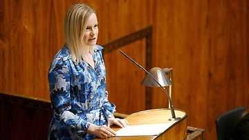 Kansanedustaja Riikka Purra (ps.) eduskunnan täysistunnossa Helsingissä 16. maaliskuuta 2022. Istunnossa käytiin palautekeskustelu valtioneuvoston selonteosta sisäisestä turvallisuudesta. 