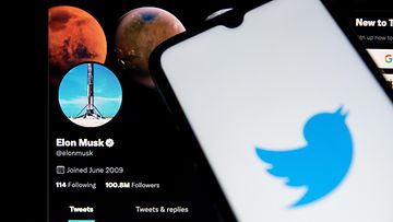 Twitter ja Elon Musk AOP