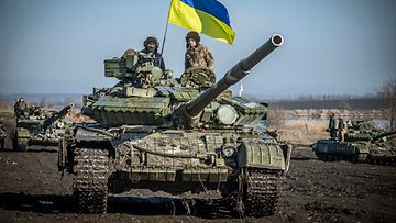 Ukrainalaisia panssarivaunuja.