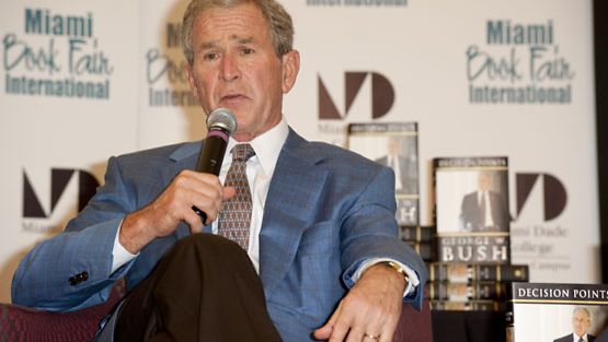 Yhdysvaltojen entinen presidentti George W. Bush osallistuui edelleen julkisiin puhetilaisuuksiin.